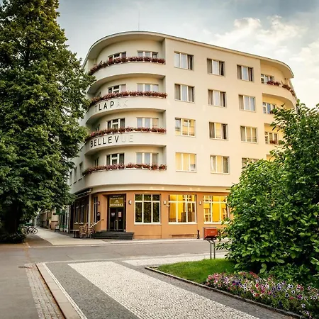 Bellevue Tlapak فندق