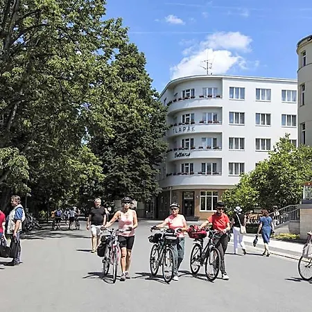 Отель Bellevue Tlapak Подебрады