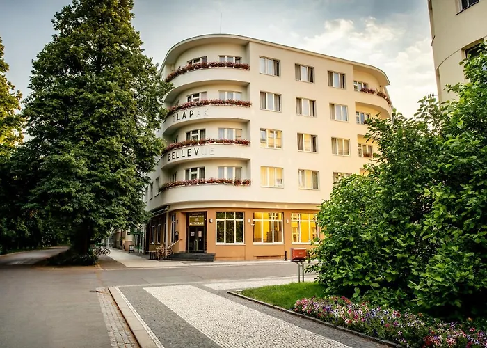 Bellevue Tlapak فندق