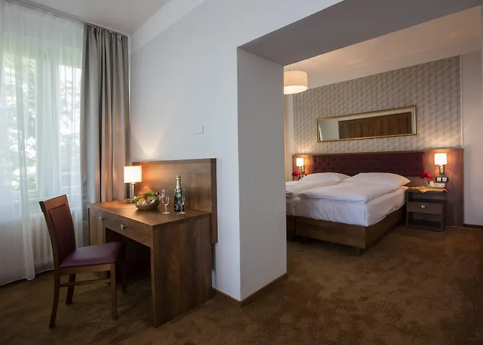 Bellevue Tlapak فندق 4*